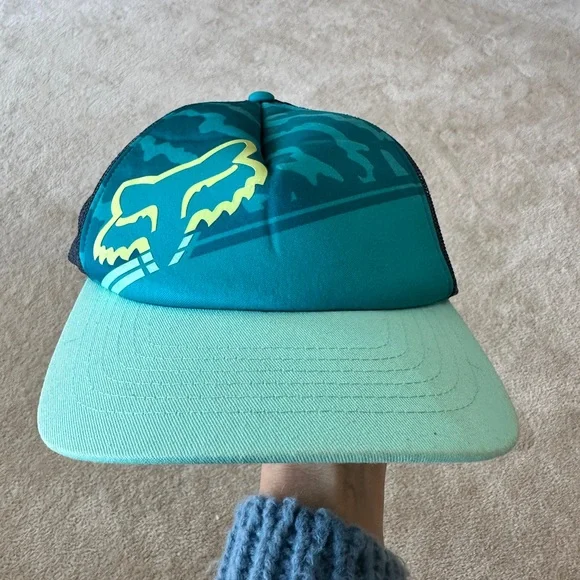 Fox cap - Picture 1 of 8